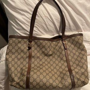 Gucci Supreme Tote